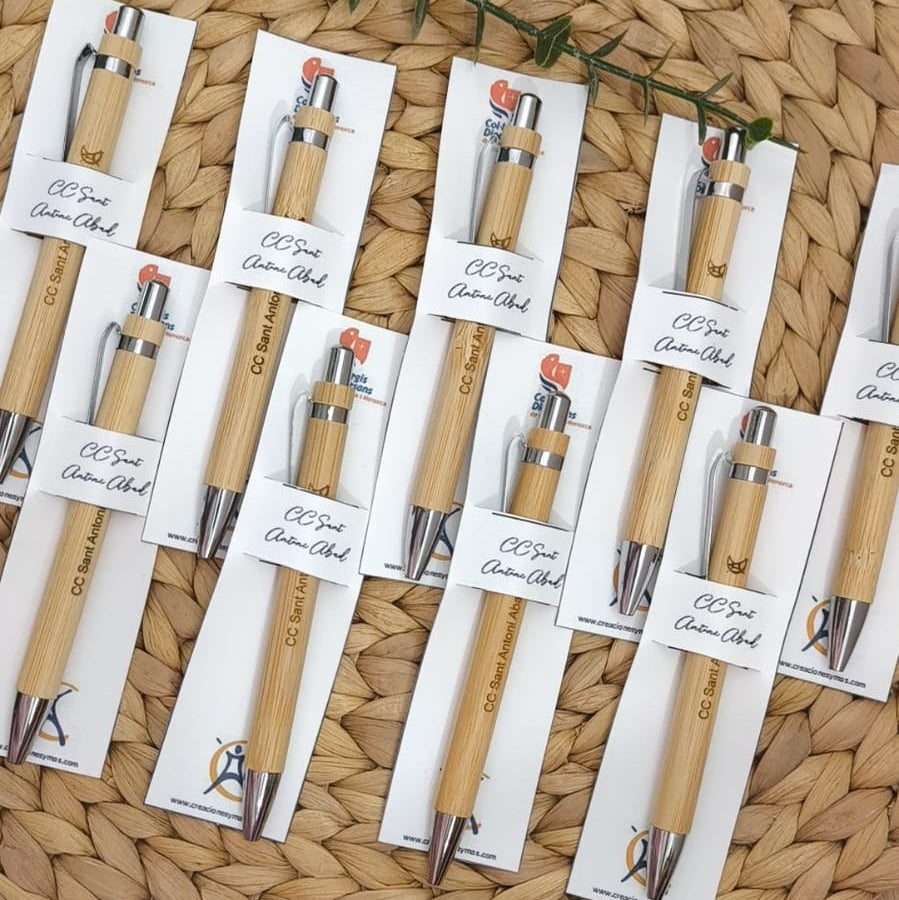 Bolígrafo de bambu grabado