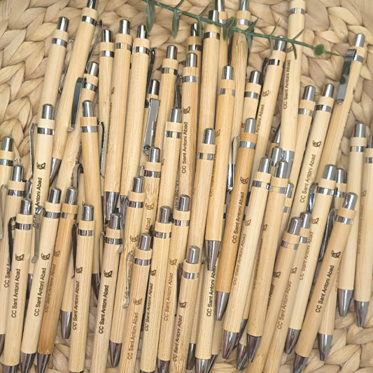 Bolígrafo de bambu grabado