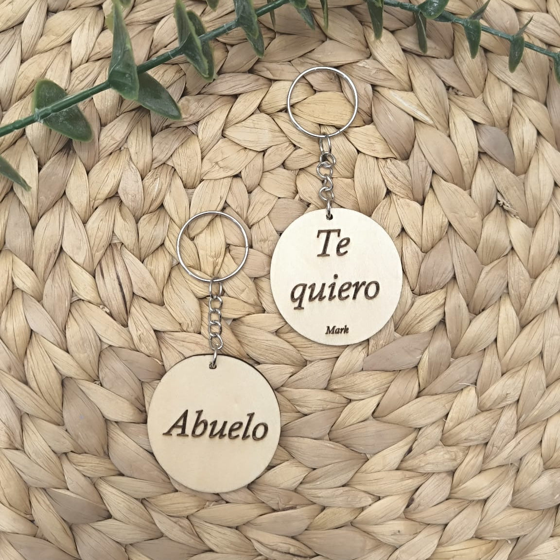 Llaveros de madera