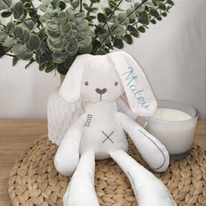 Conejito peluche